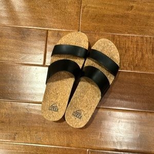 Reef ladies platform sandals size 10